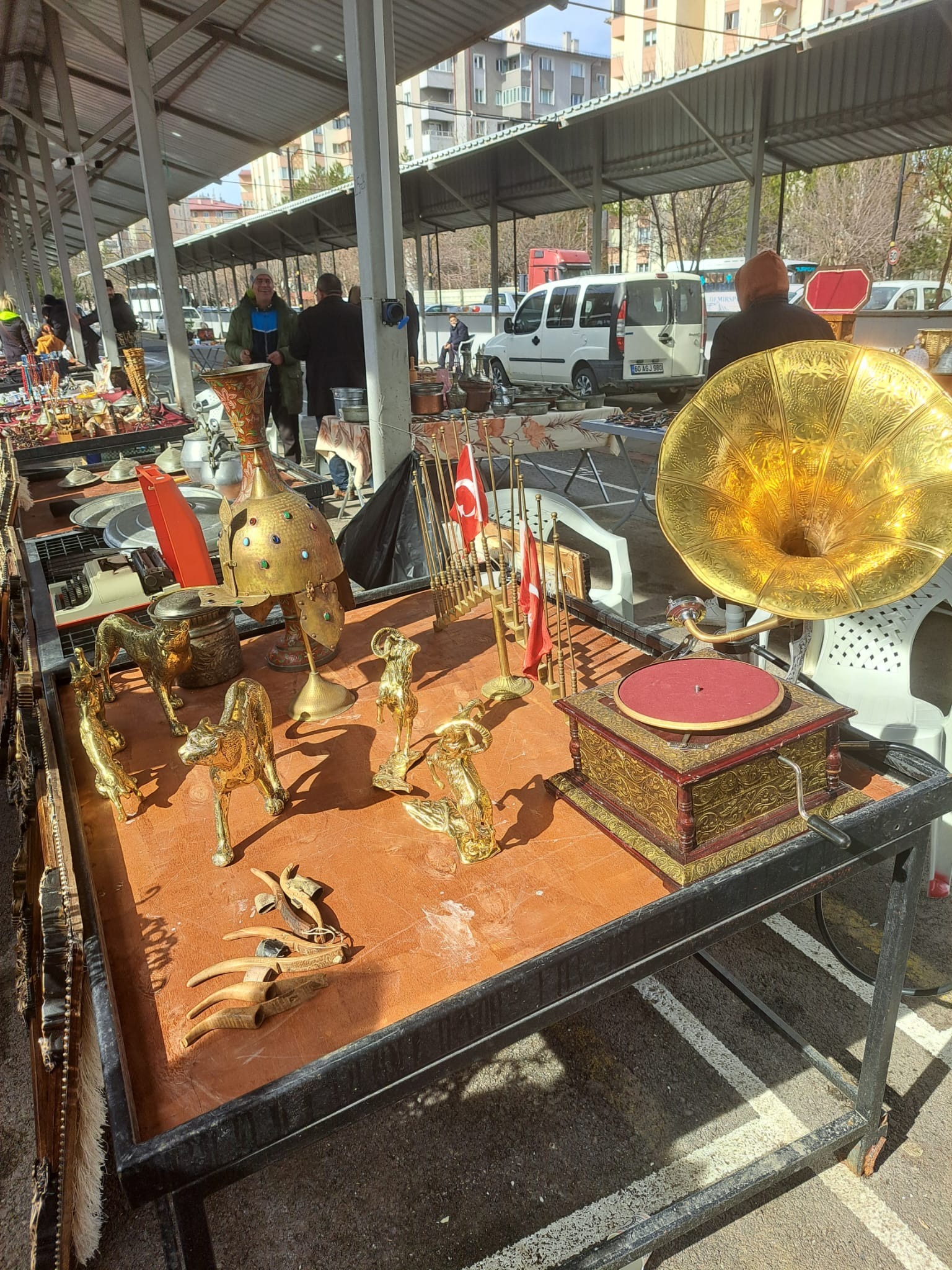 Bu pazara gidenler geri dönmek istemiyor! İşte Sivas’ın en nostaljik noktası