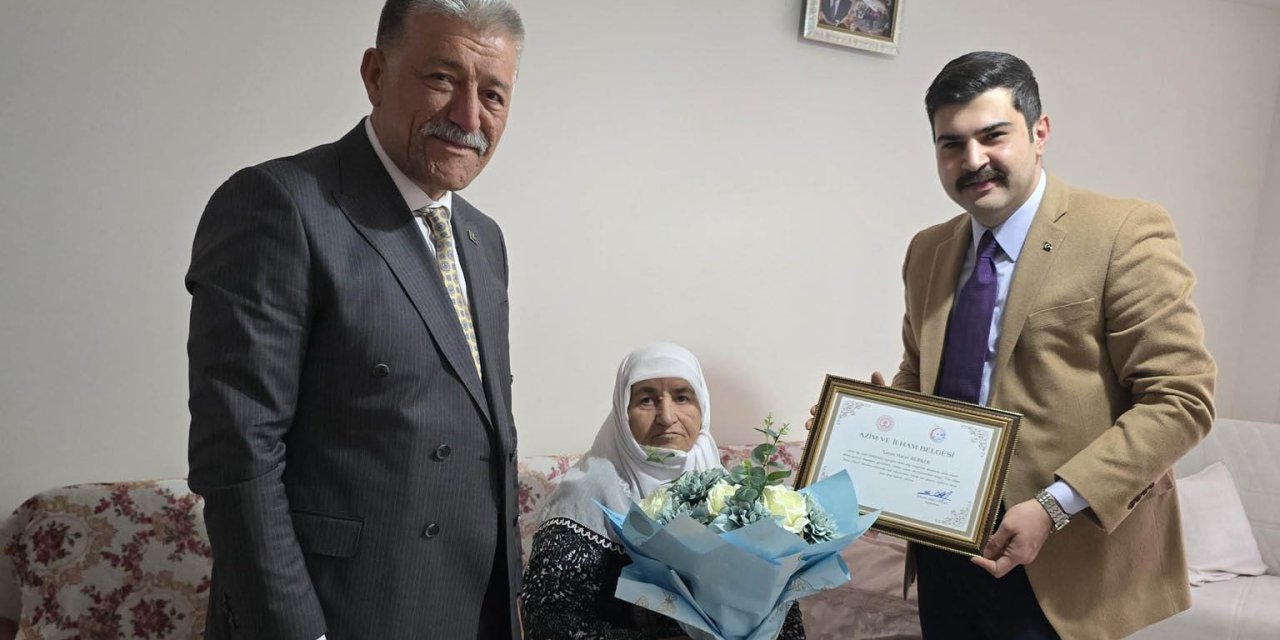 Lingo izledi, okumayı söktü: Sivaslı  Hacer teyze herkese ilham oldu