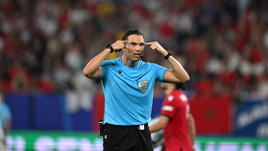 Fenerbahçe-Nottingham Forest maçını İsviçreli hakem Sandro Scharer yönetecek