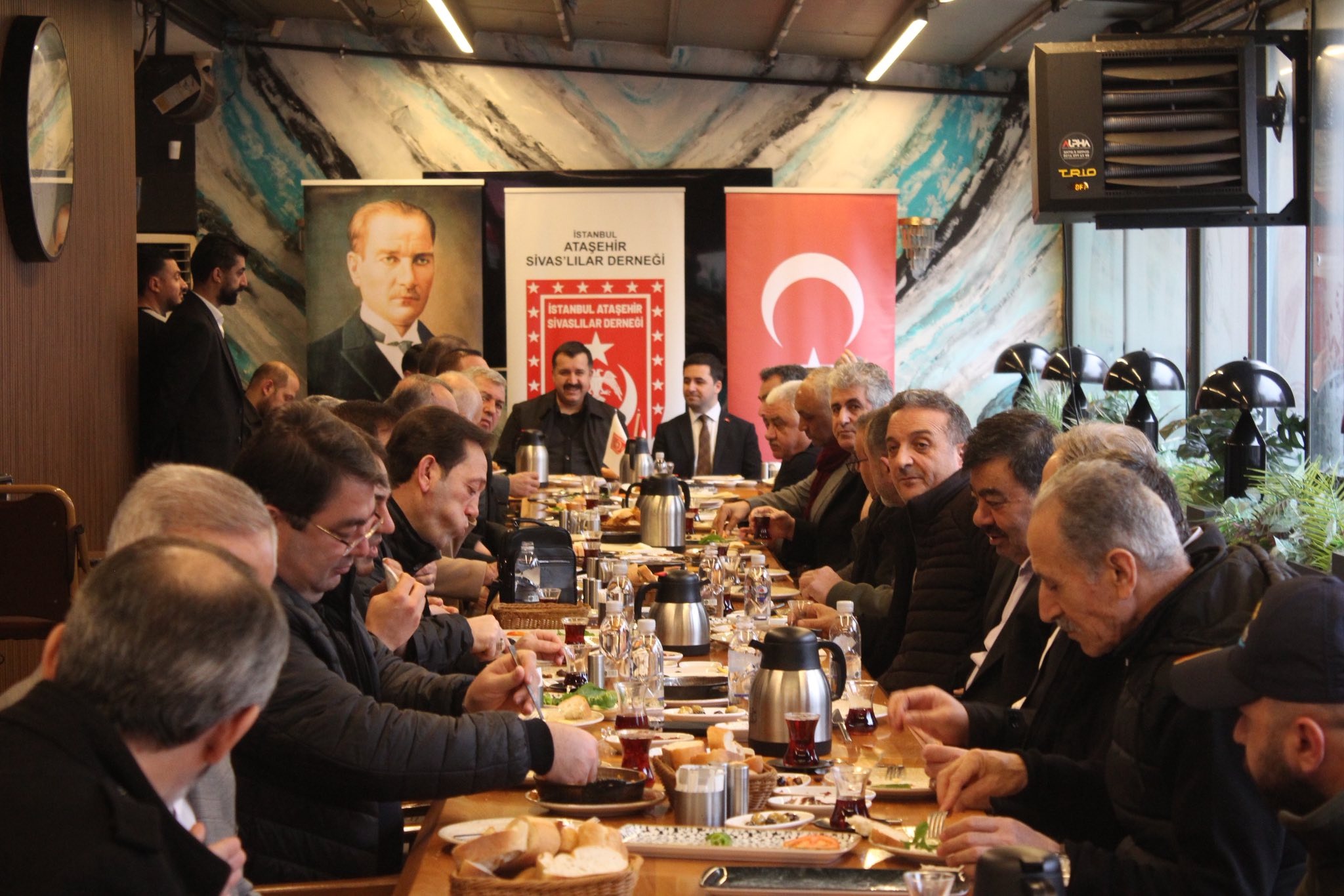 Suşehrili hemşehriler Ataşehir’de buluştu