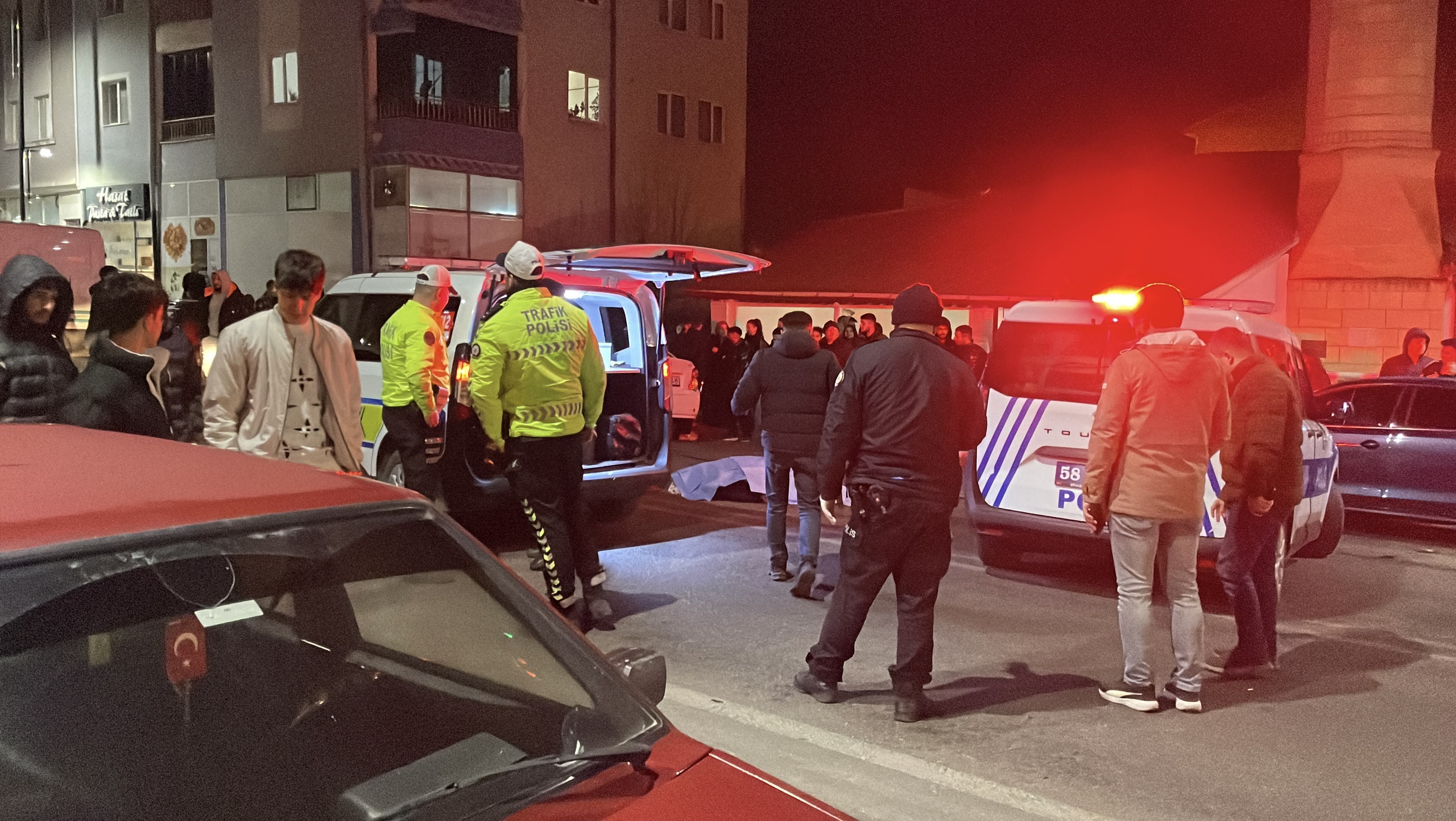 Sivas'ta Teravih yolunda feci kaza: 1 ölü, 1 ağır yaralı