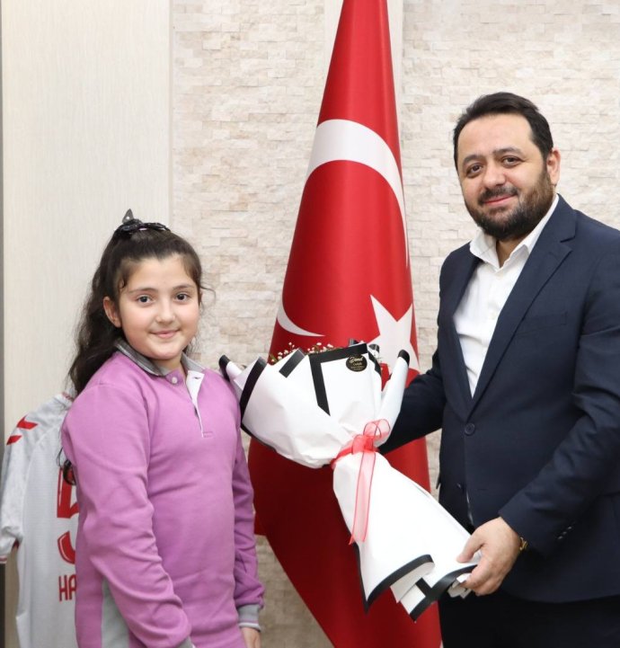 Minik öğrencilerden ramazan ziyareti