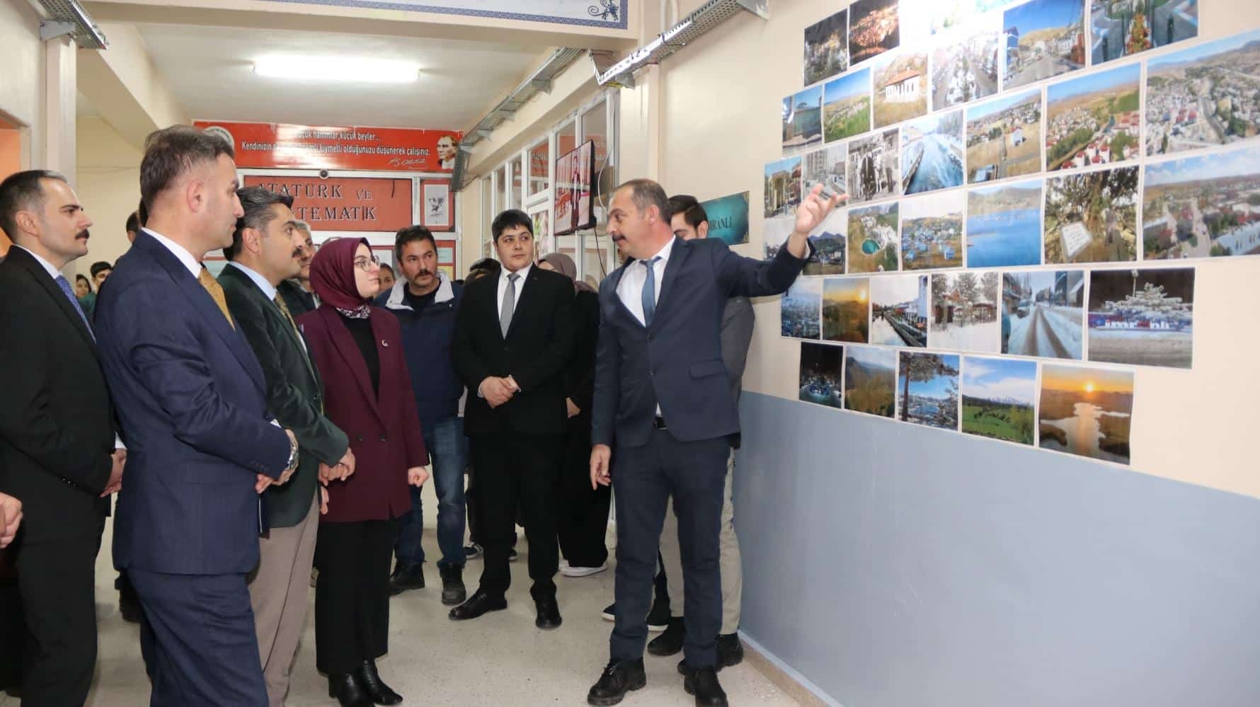 İmranlı’da “Maarif Sokağı” ve branş derslikleri açıldı