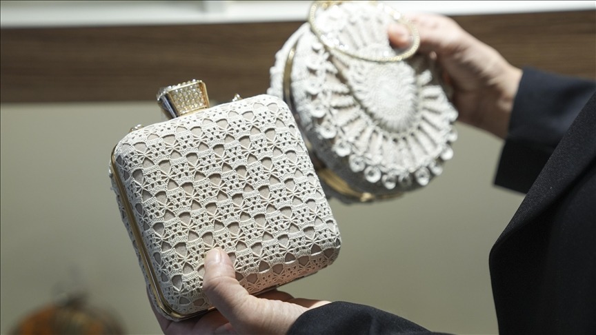 Sandıktaki çeyizler iyiliğe dönüşüyor