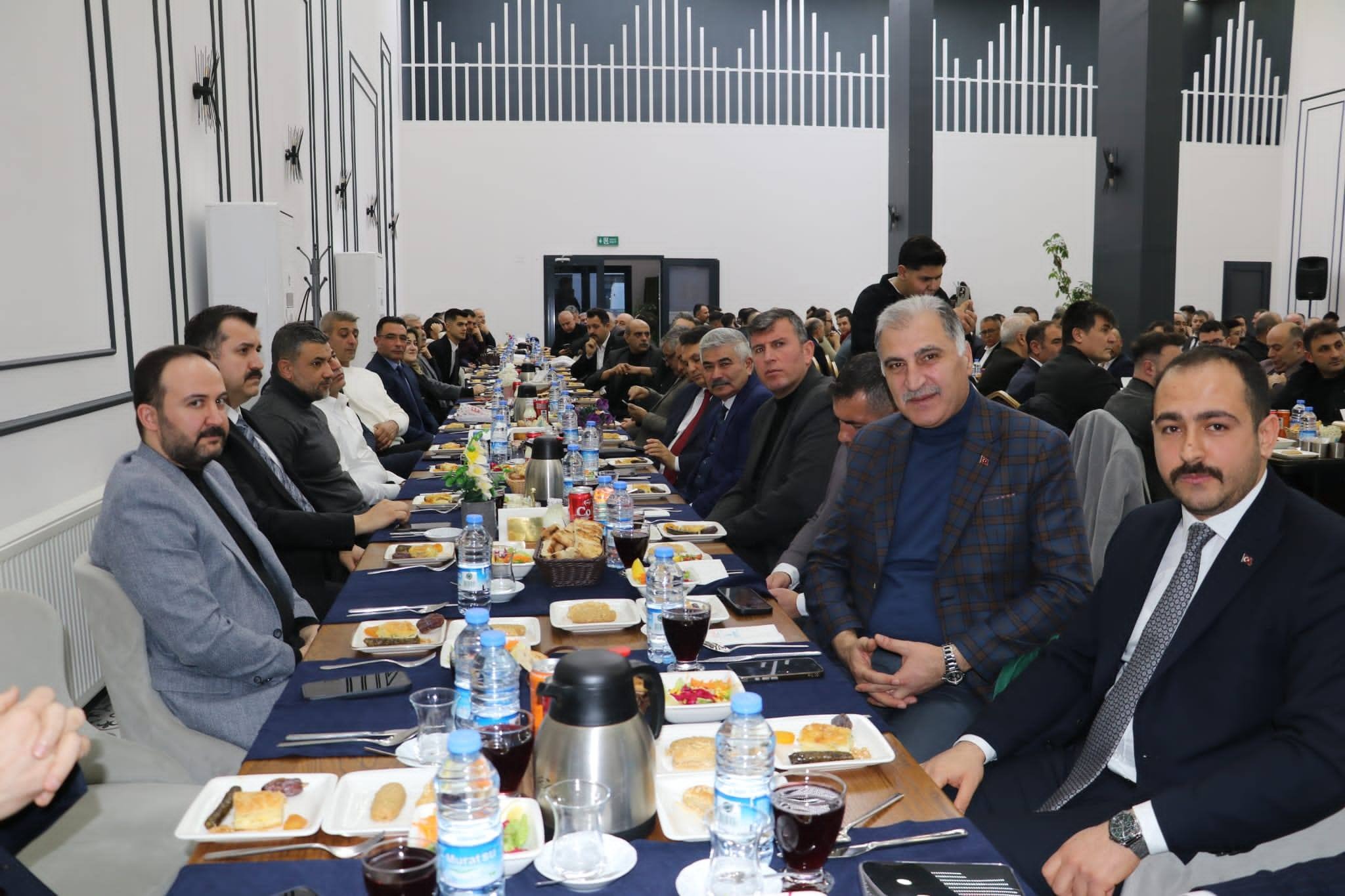 MHP Sivas İl Başkanlığı İftar Programı Düzenledi