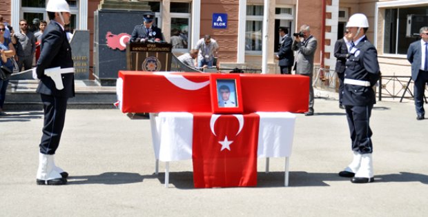 SİVAS ŞEHİDİNİ UĞURLADI