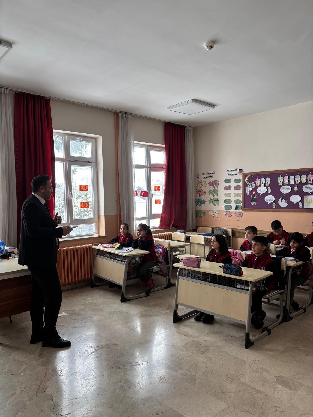 Doğanşar'da öğrencilere vergi dersi!