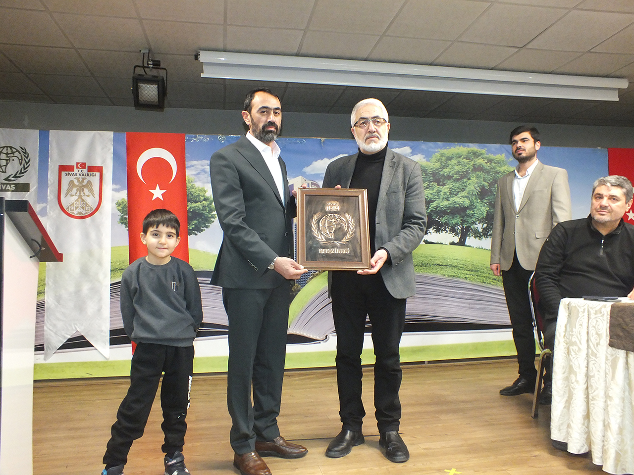 Sivas İHH'da bayrak değişimi: Yeni başkan Fatih Altun oldu