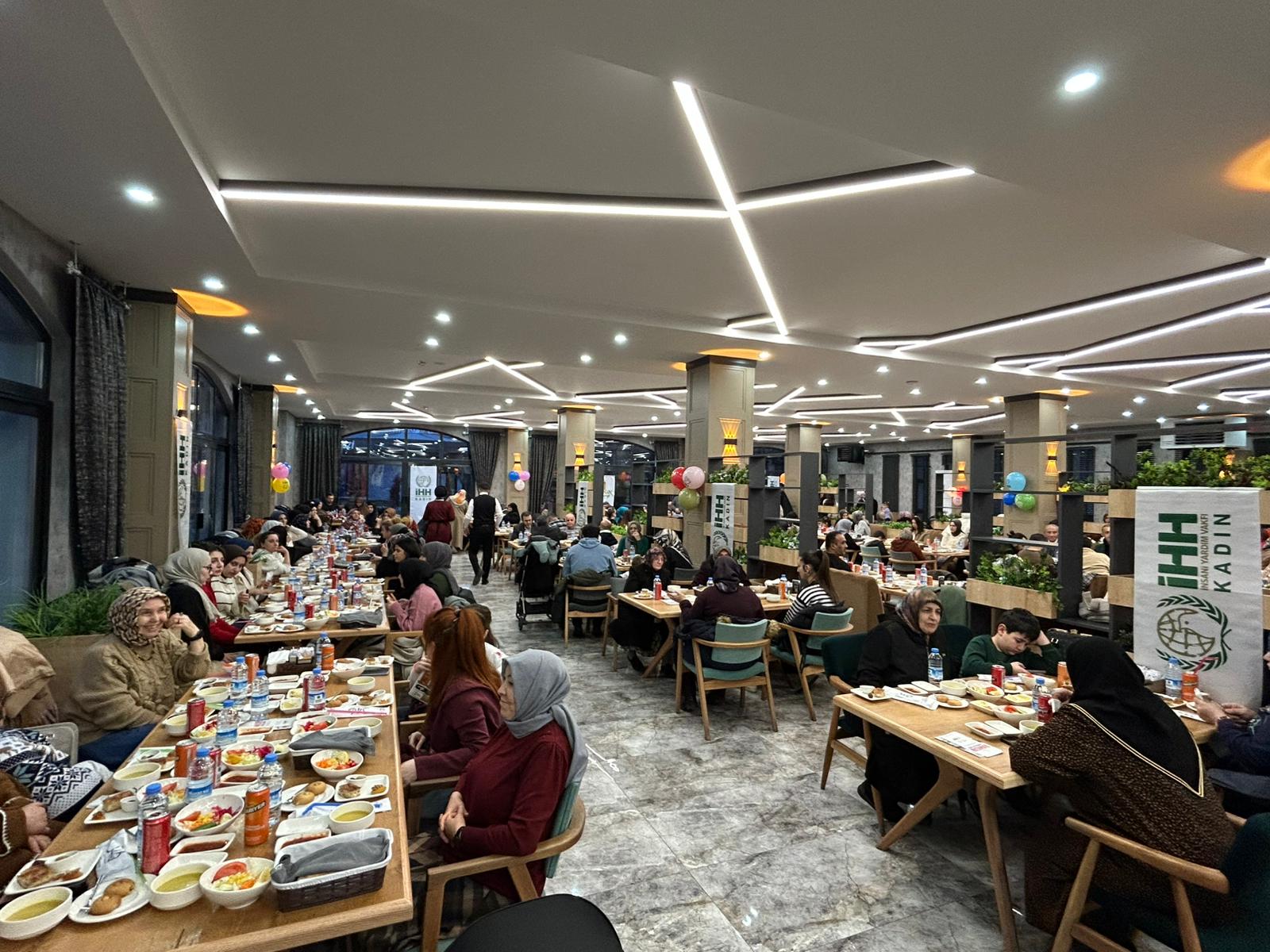 Sivas'ta gönül sofrası kuruldu!