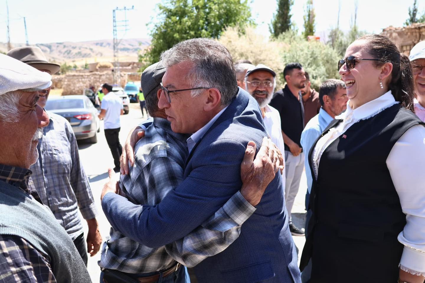 Sivaslı vekil Abdullah Güler'den emeklileri üzecek haber