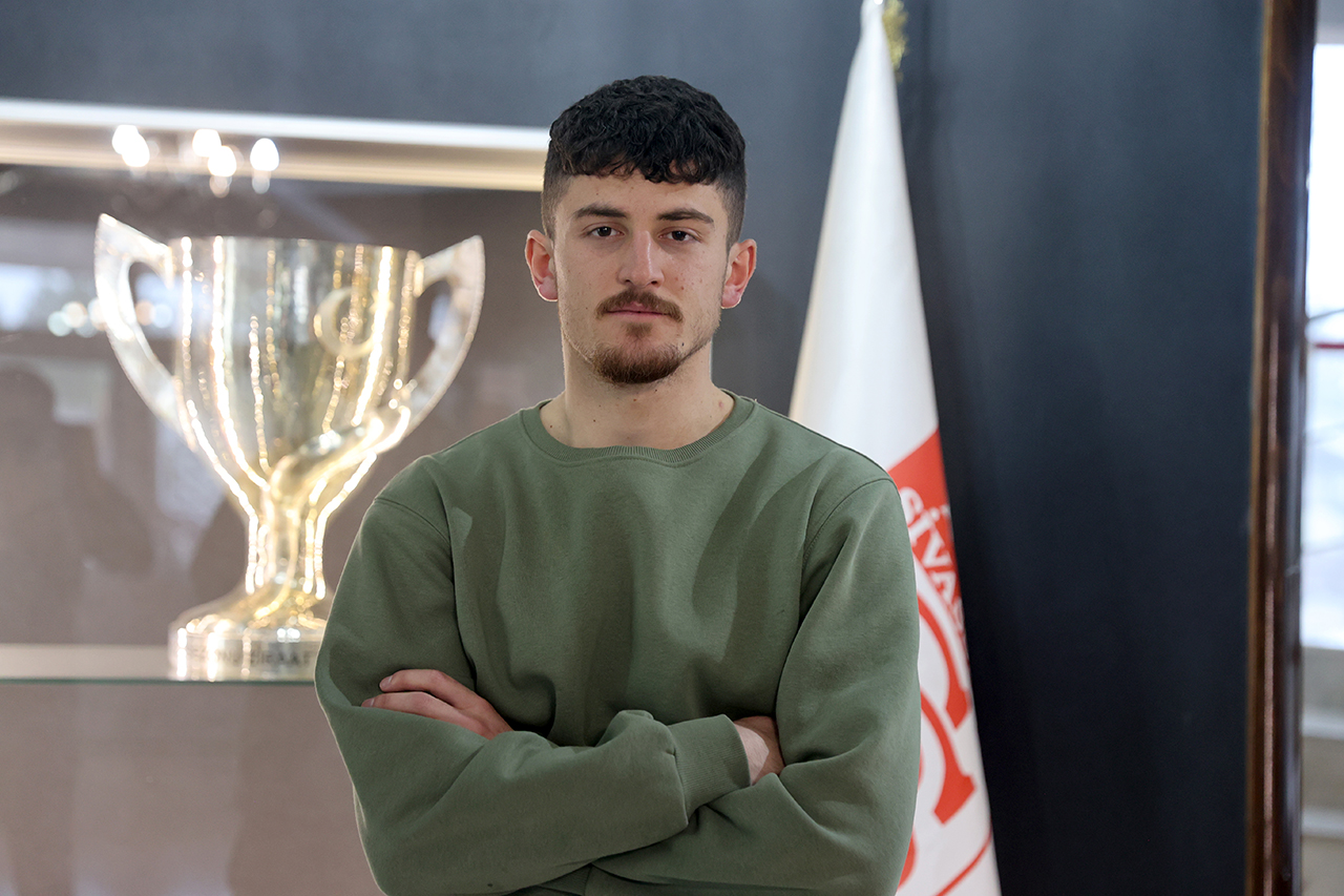 Emirhan Başyiğit, Sivasspor'un play-off hedefine inanıyor