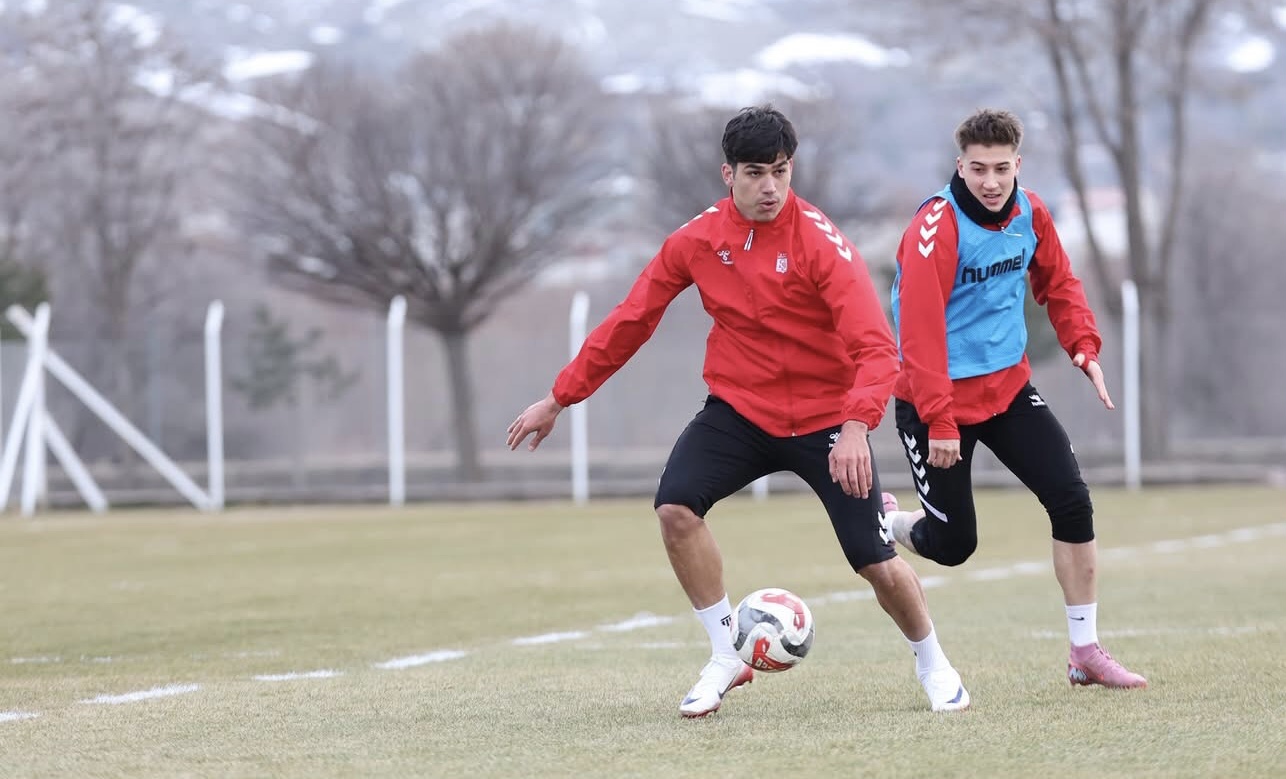 Sivasspor’da Keçiörengücü maçı hazırlıkları başladı