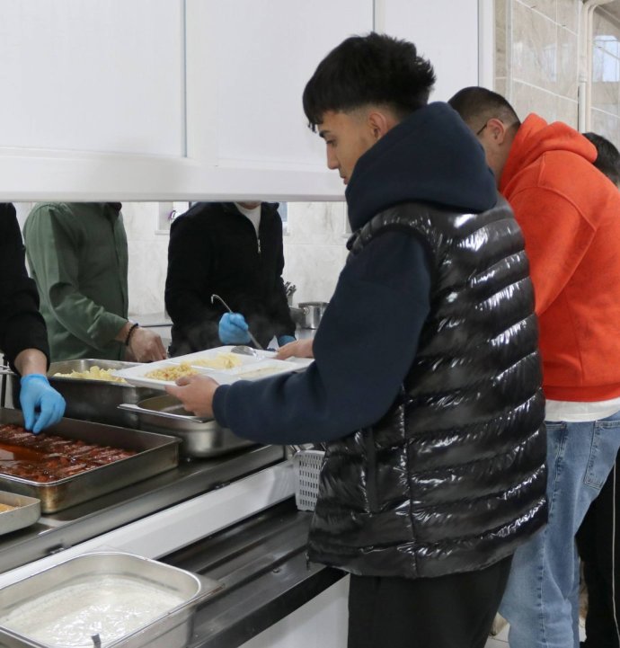 Erdoğan öğrencilerle iftarda buluştu