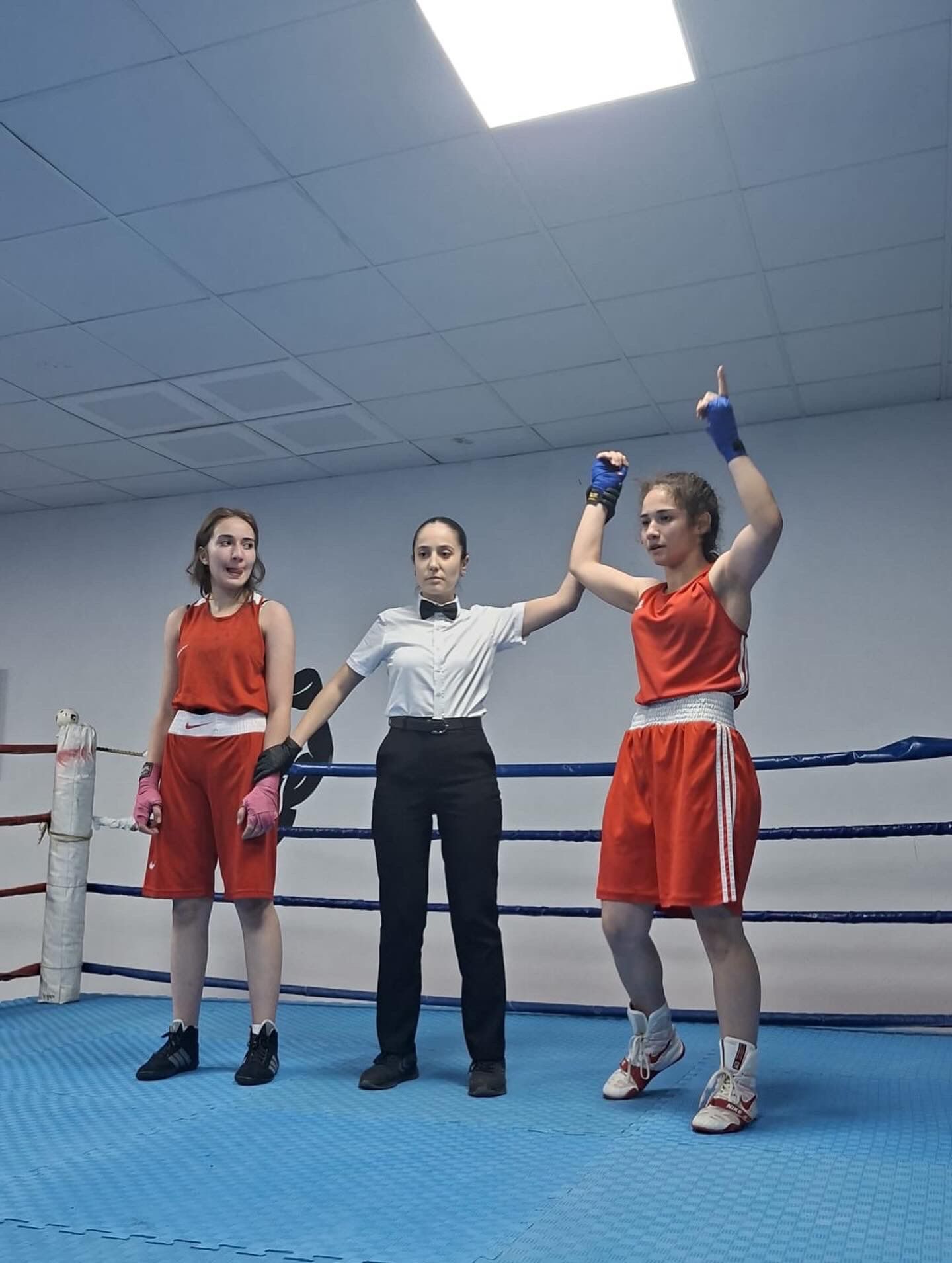 Sivas’ta boks heyecanı sona erdi