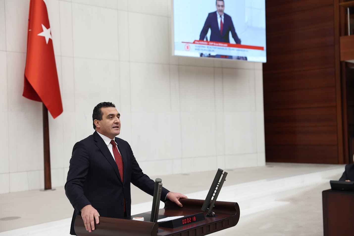 Ulaş Karasu: “Her kriz milletin karşısına acı tabloyla çıkıyor”