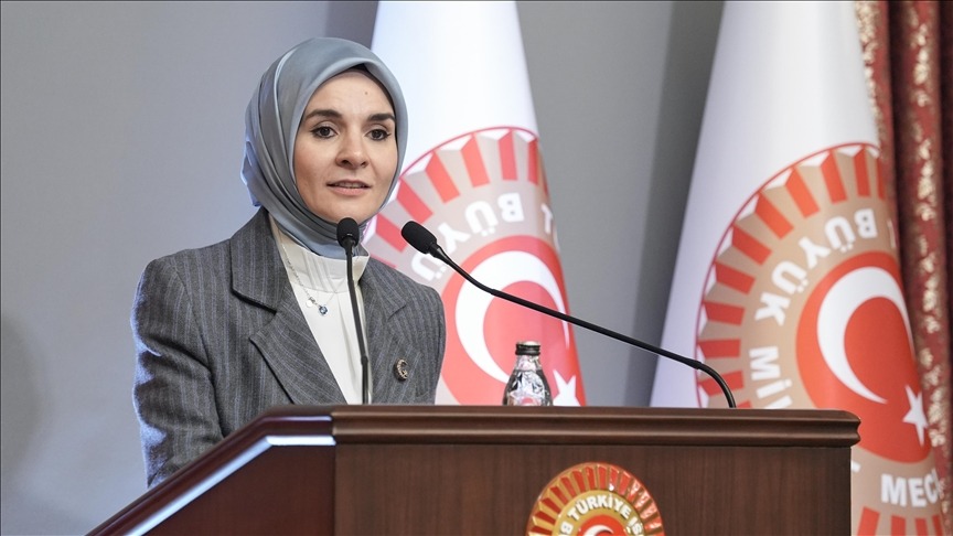 Doğum ve babalık izinleri artıyor: Yeni kanun teklifi TBMM’de