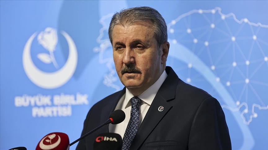 Destici: Kadınlarımız tam gün izin yapsın