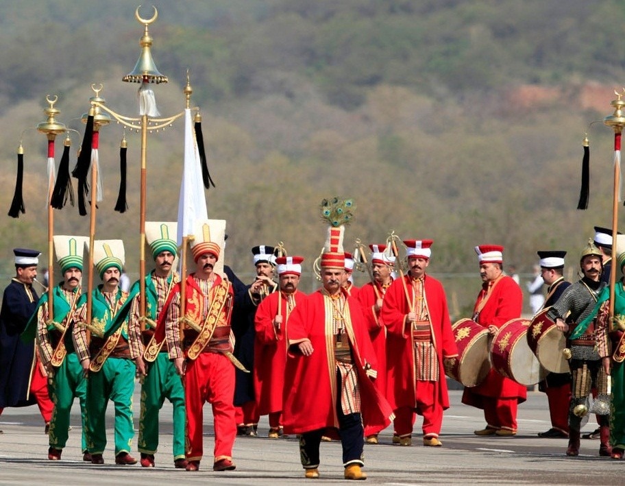 Sivas’ta mehter ve ilahilerle ramazan coşkusu