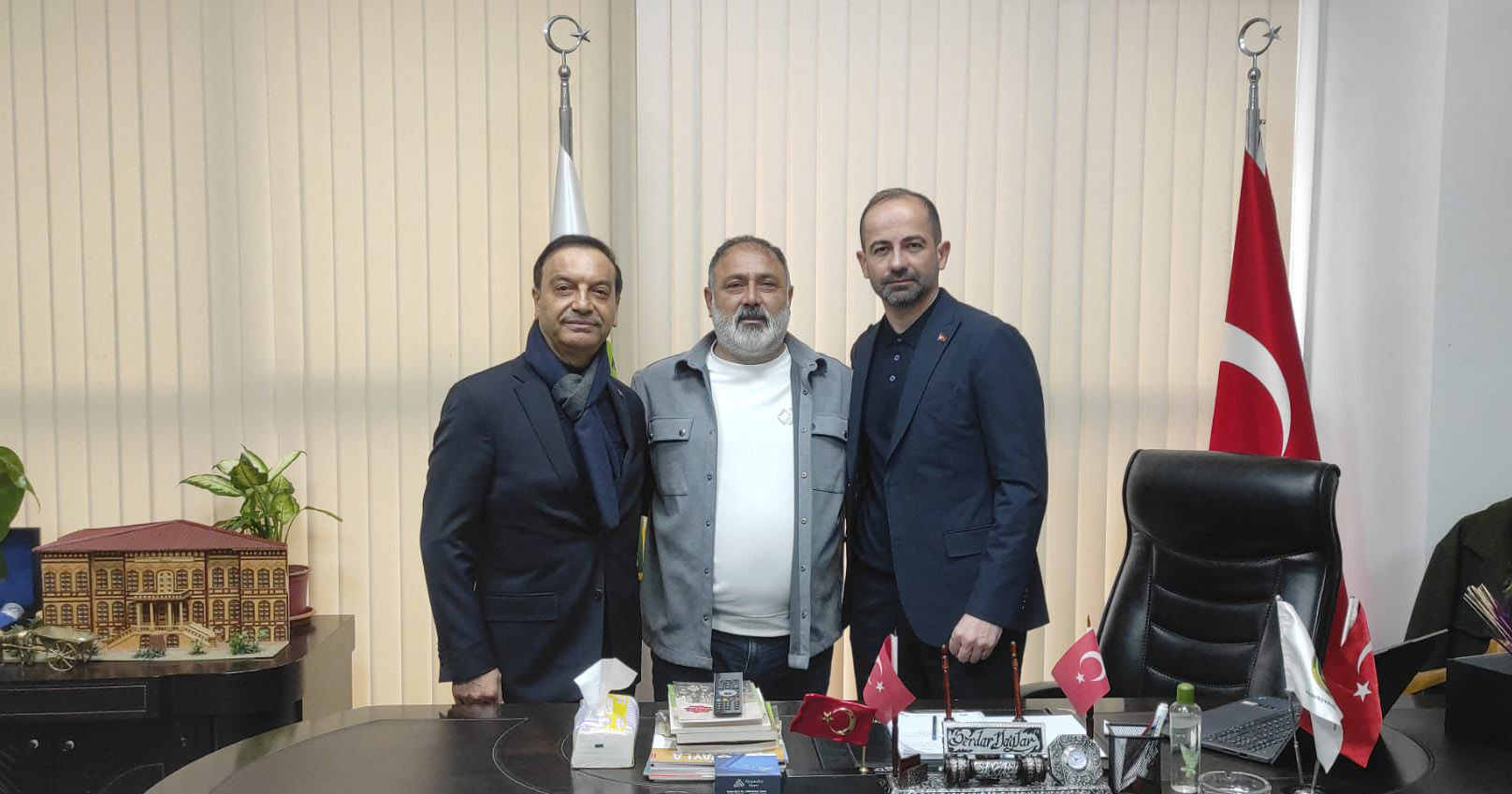 Milletvekili Ahmet Özyürek, üreticilerle ilgili talepleri dinledi