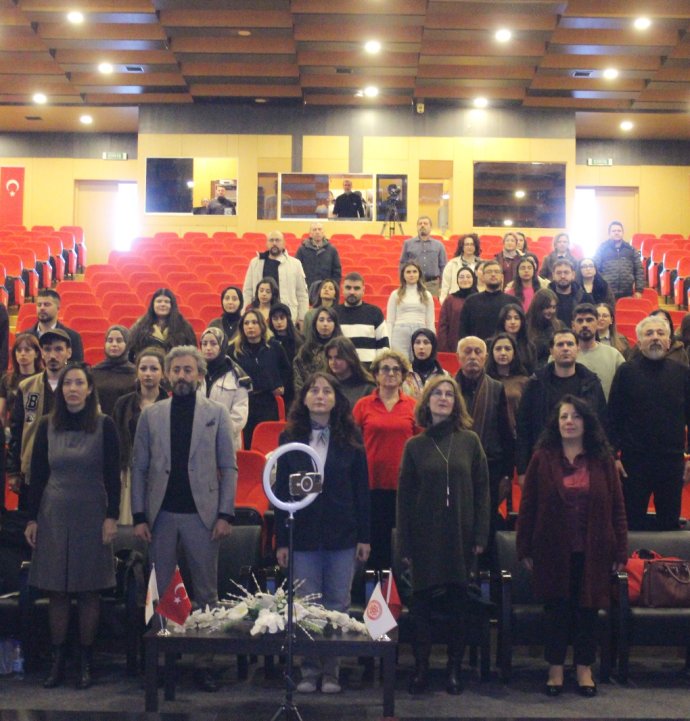 SCÜ’de “Sanat ve Kadın Paneli II” gerçekleştirildi