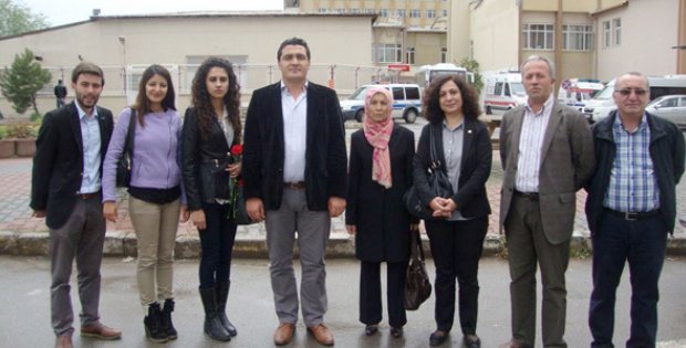 ANNELERE KARANFİL