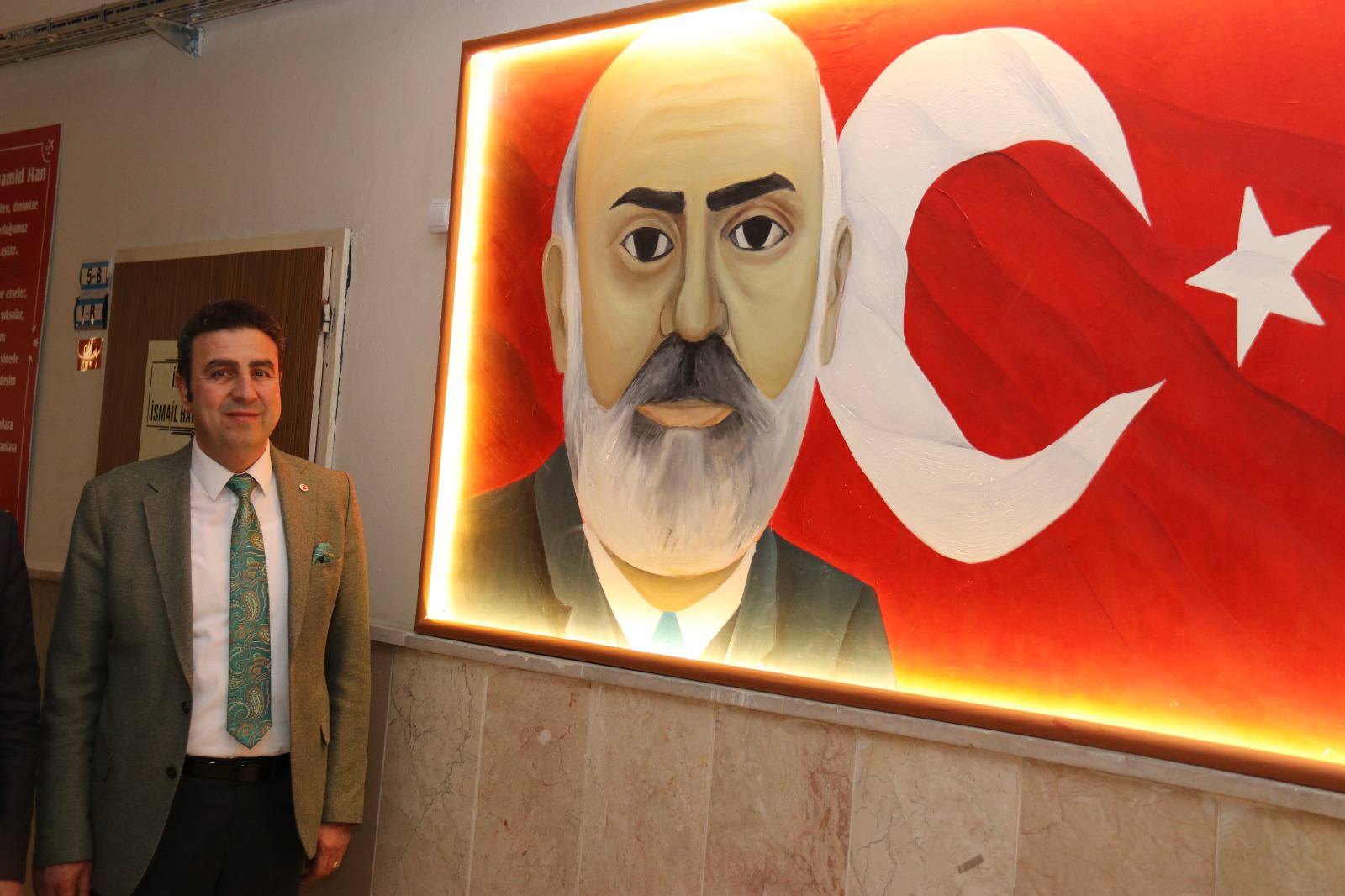 Demirgil: İstiklal Marşı milletimizin bağımsızlık simgesidir