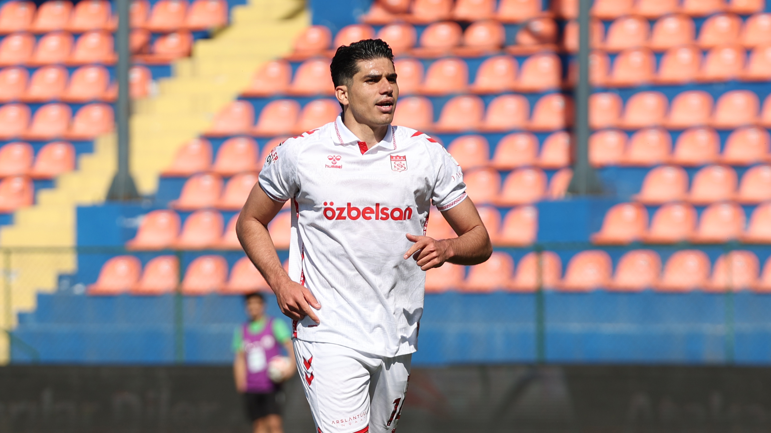 Böke 8. golünü attı