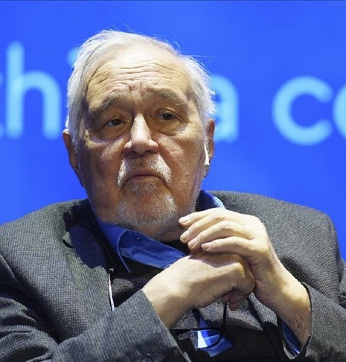 Tarihçi ve yazar İlber Ortaylı entübe edildi