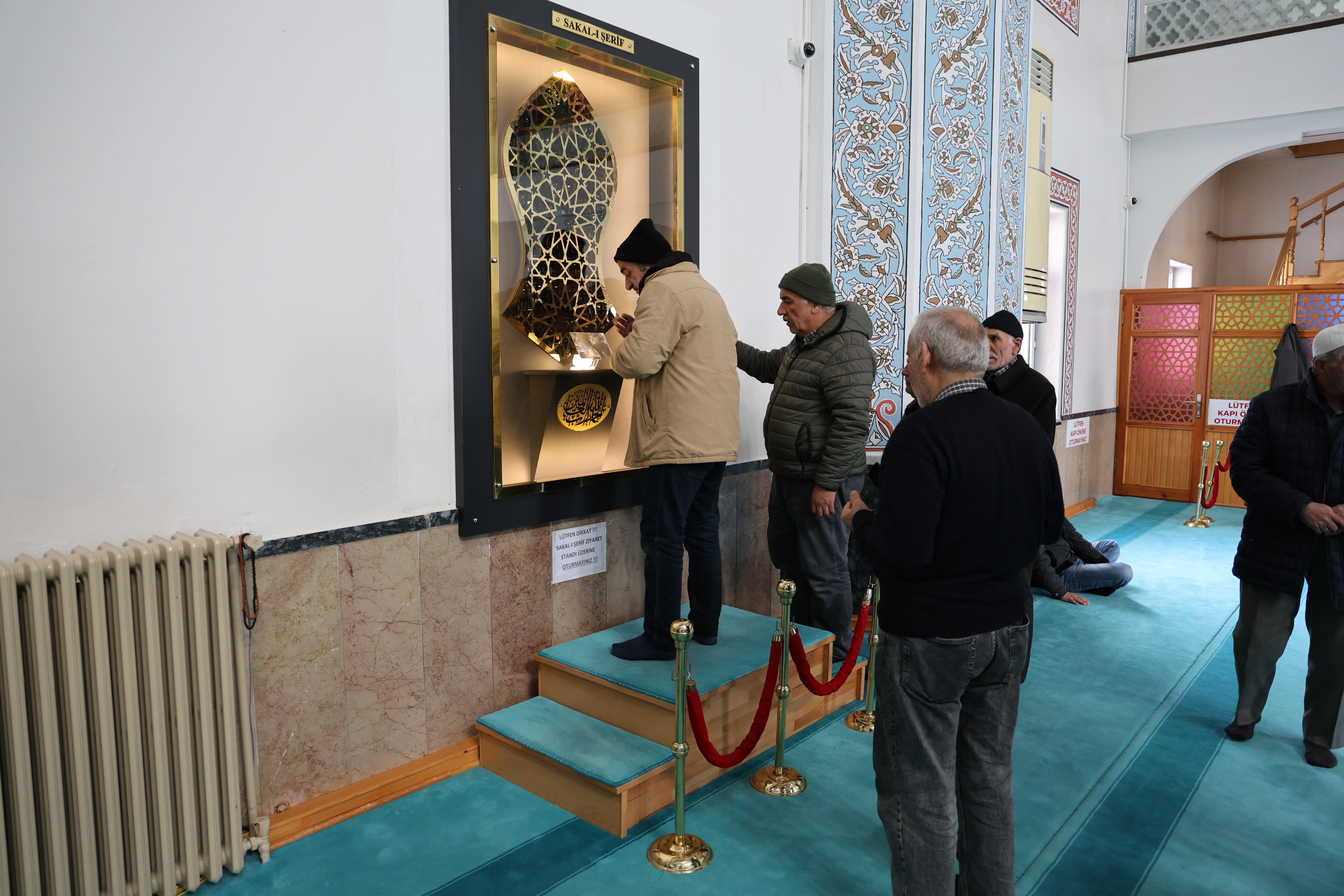 Türkiye’de nadiren açılan bu kutsal hazinenin kapıları Sivas’ta her gün açık!