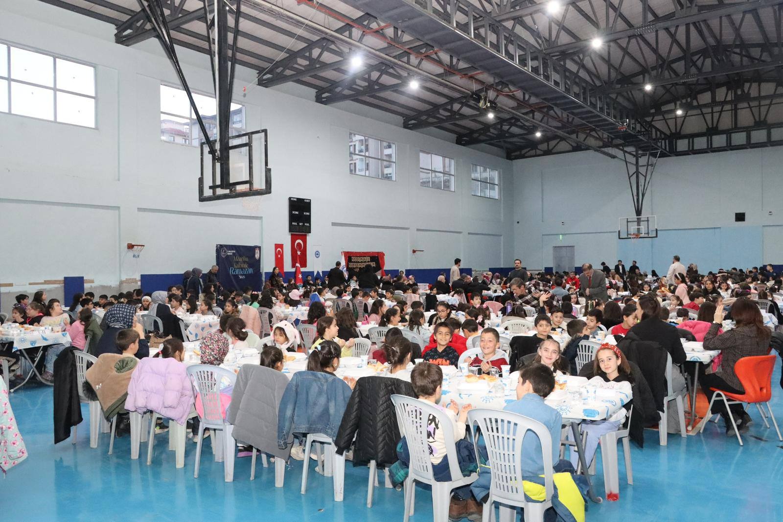 Sivas’ta ramazan sofrasında birlik mesajı