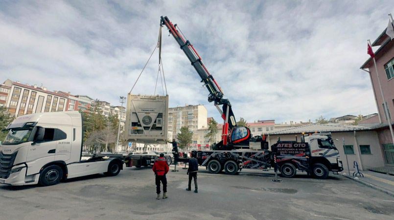 Sivas devlet hastanesinde yeni MR cihazı teslim edildi