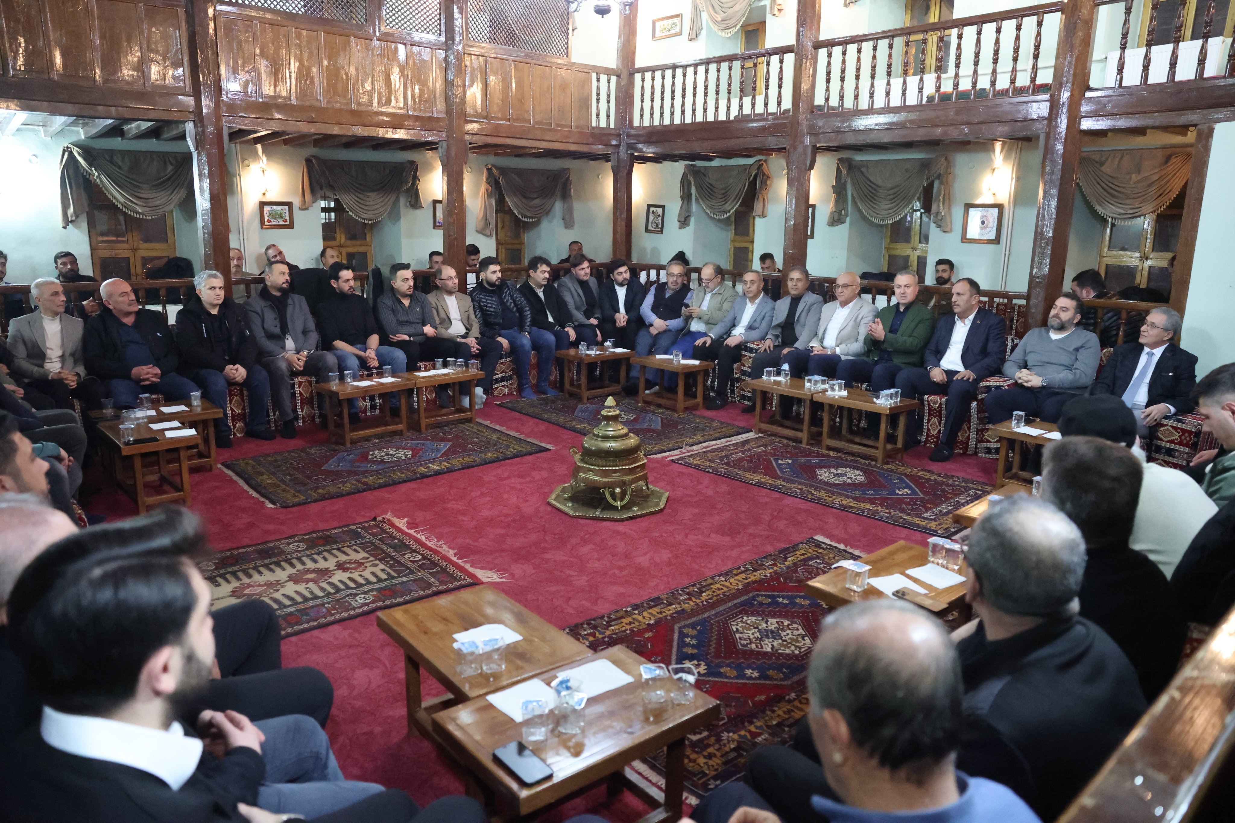 Başkan Uzun’dan demiryolu işçileriyle istişare toplantısı