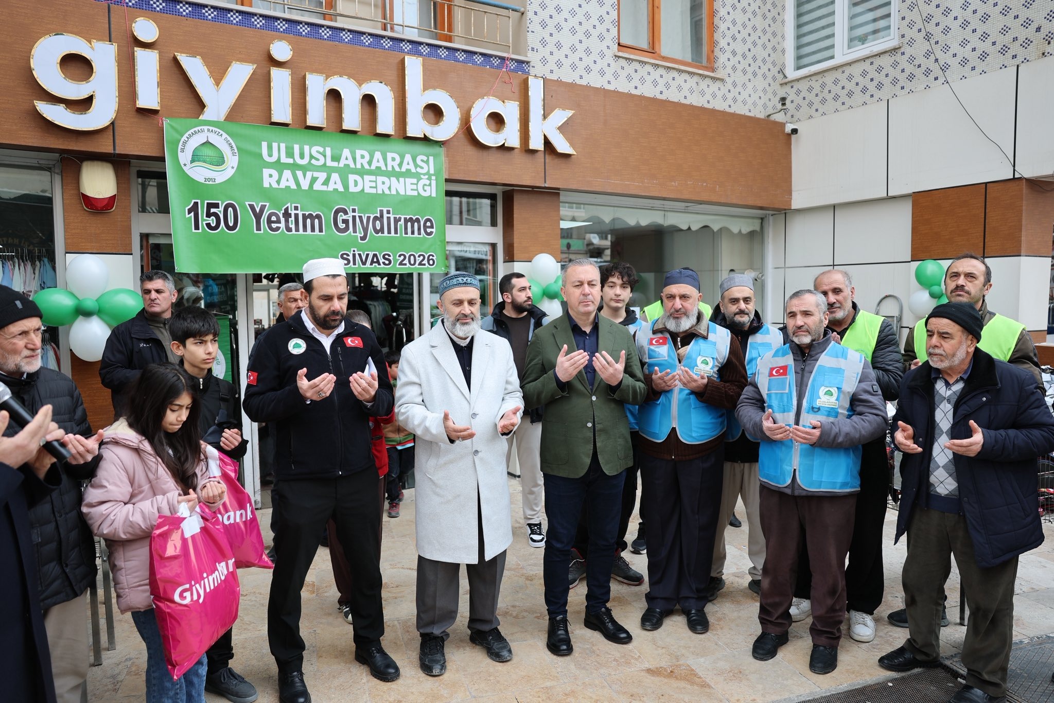 Sivas’ta yetim çocuklar için anlamlı buluşma