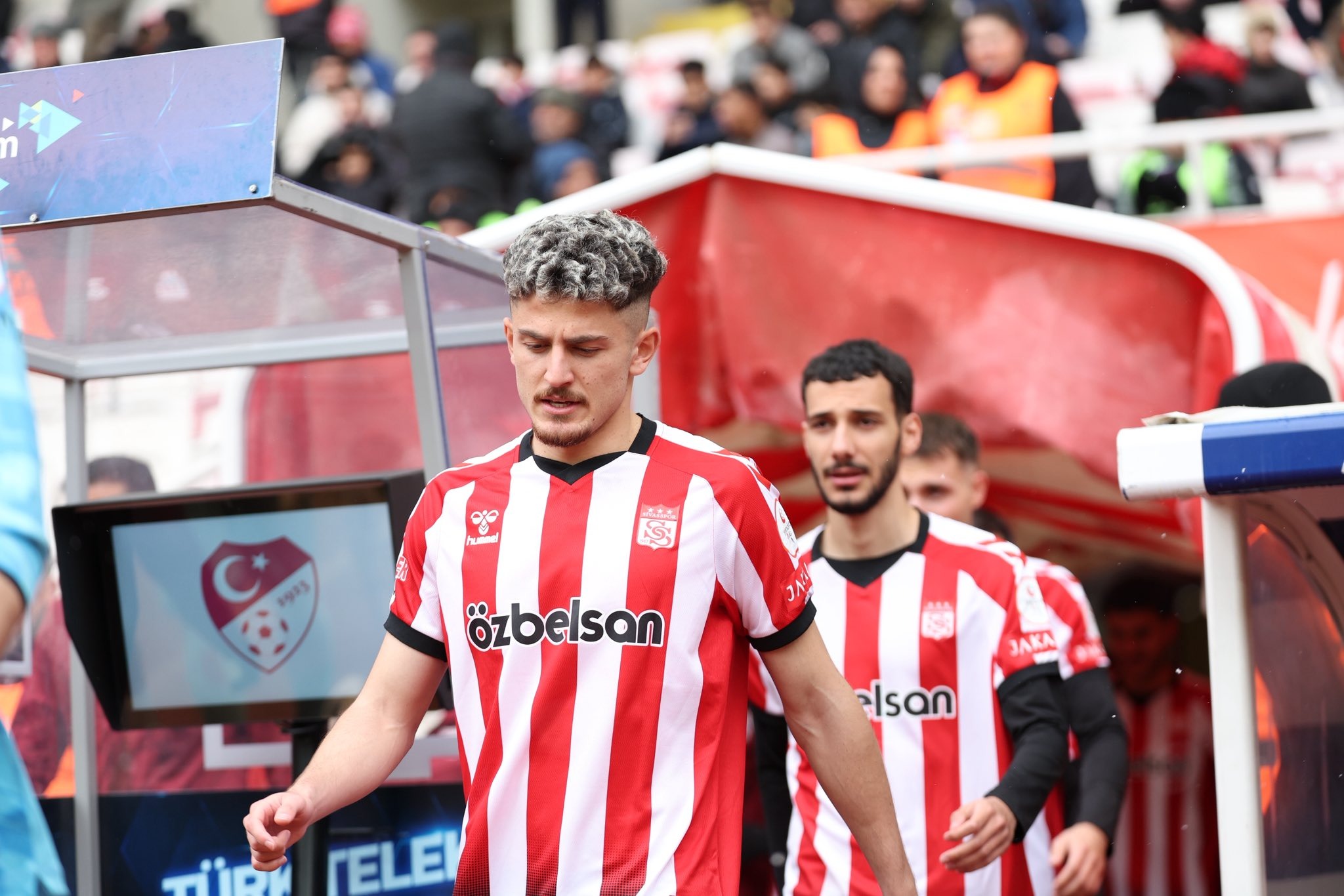 Sivasspor çubuklu formayla sahaya çıkacak