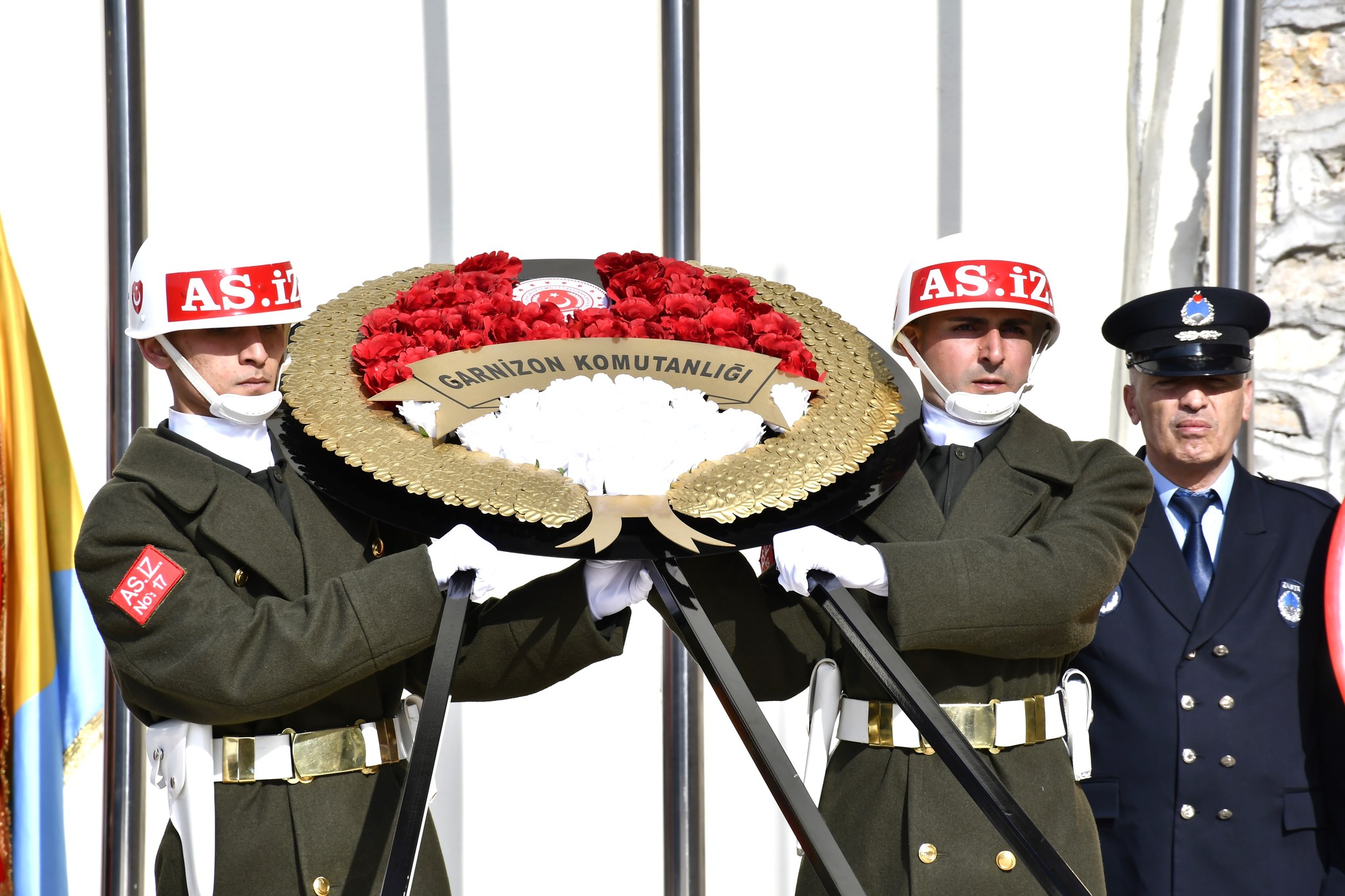 Şehitler Gürün’de dualarla anıldı