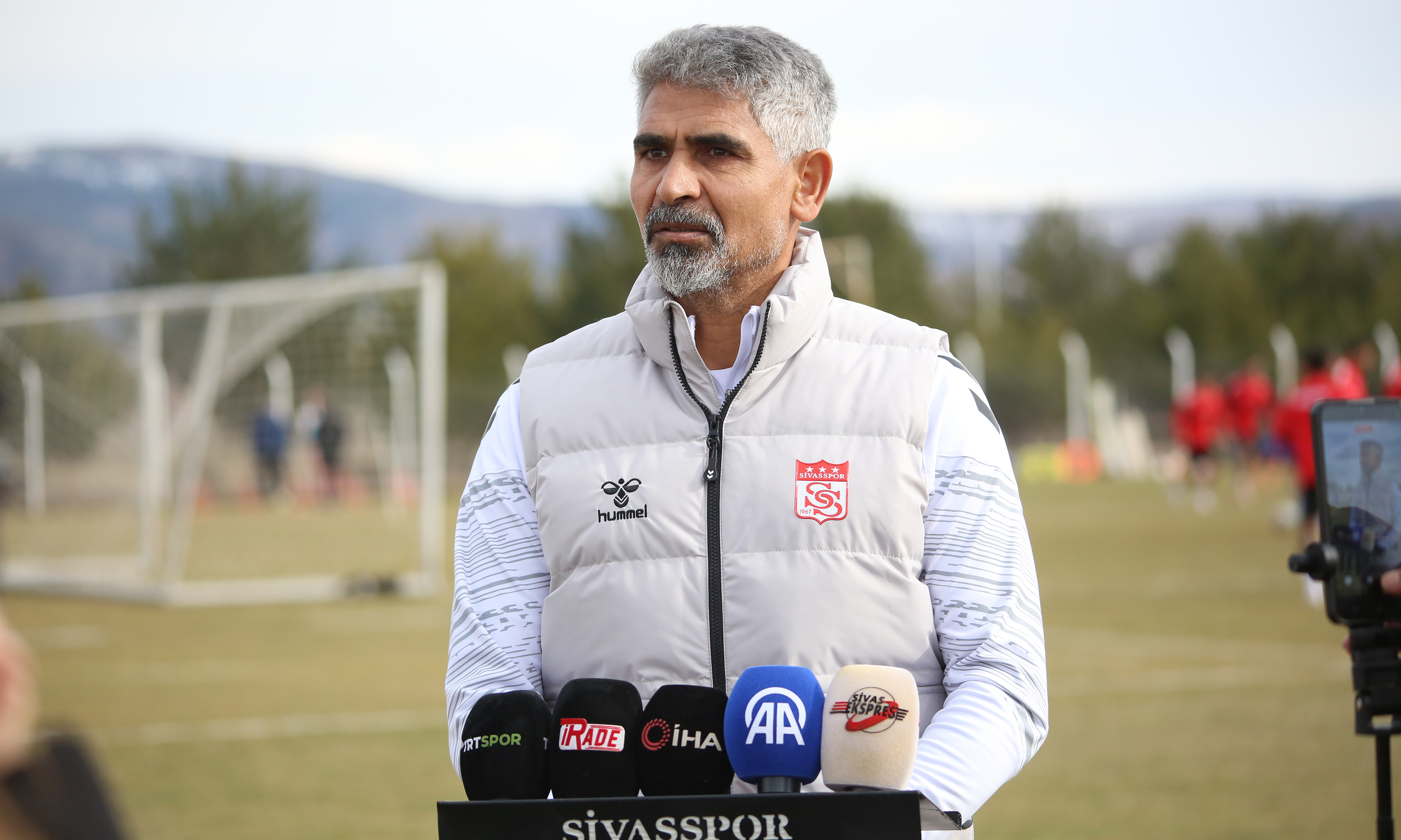 Taşdemir, sakatlıkların sebebini açıkladı!