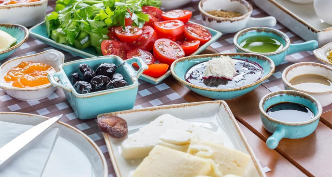 Uzmanından bayramda beslenme uyarısı