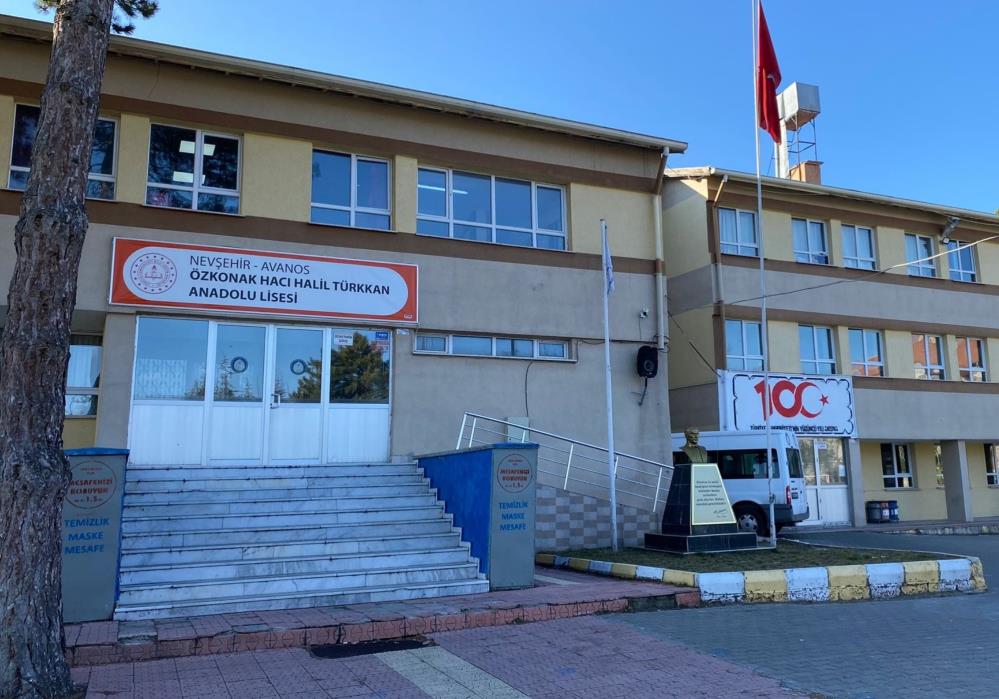 Çalıştığı okulun kazan dairesinde ölü bulundu