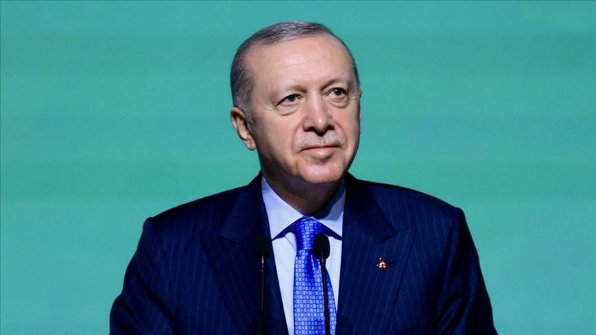 Cumhurbaşkanı Erdoğan Veysel'i vefat yıl dönümünde andı