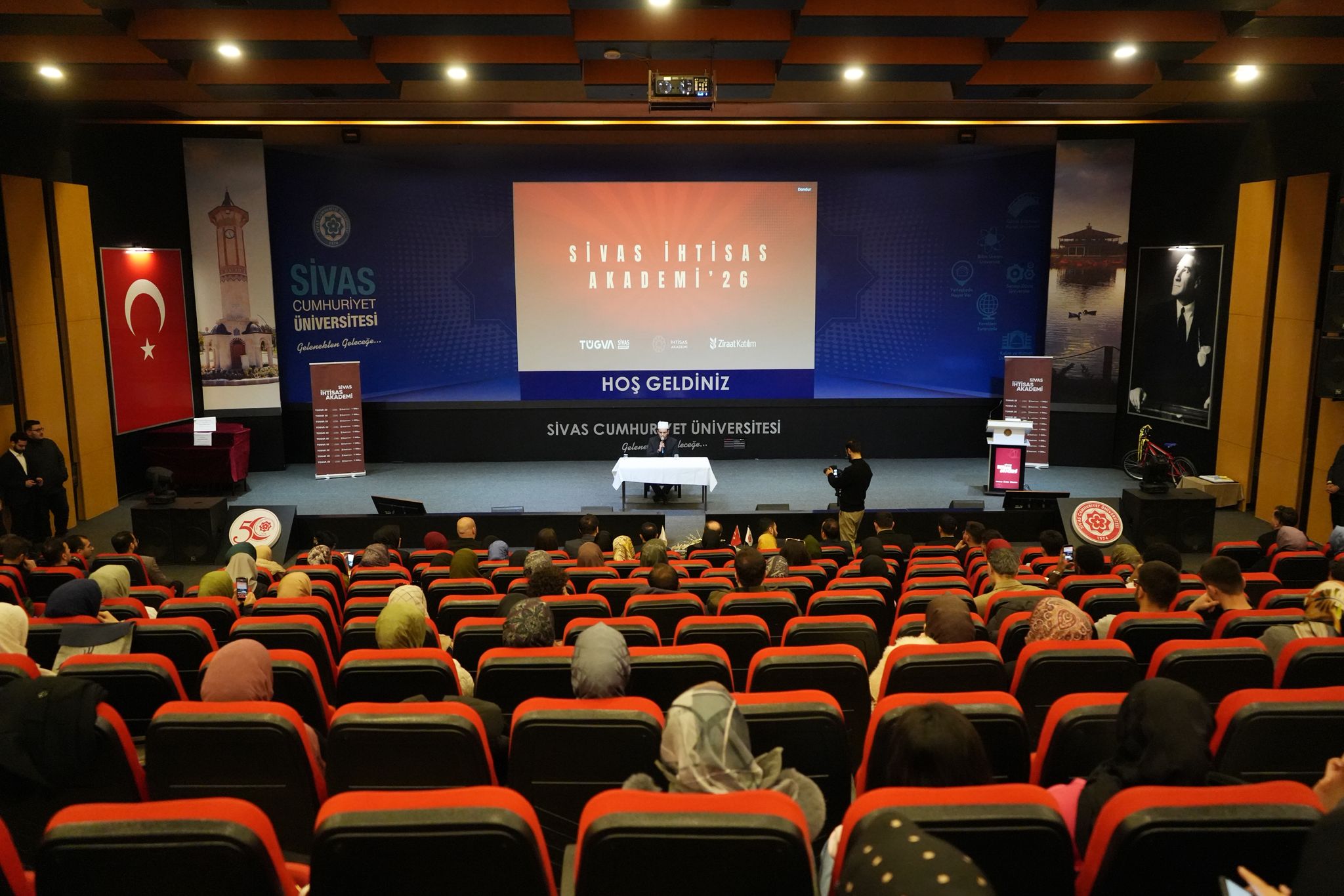 Sivas İhtisas Akademi’26’da düşünce yolculuğu