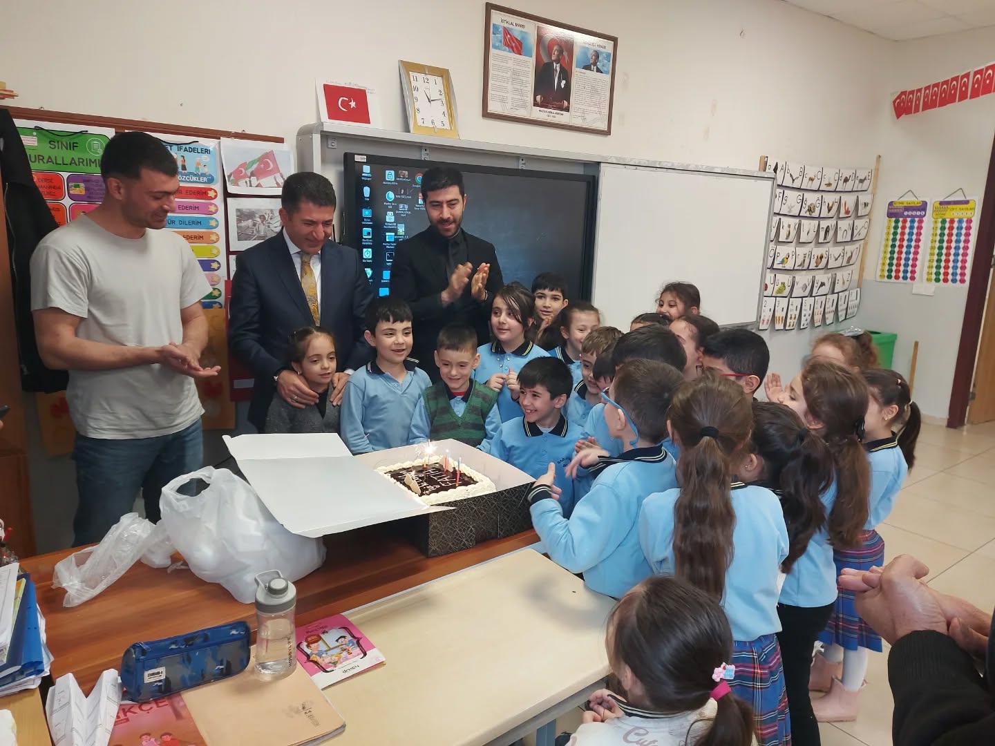 Başkan Çelik’ten adaşına sürpriz doğum günü