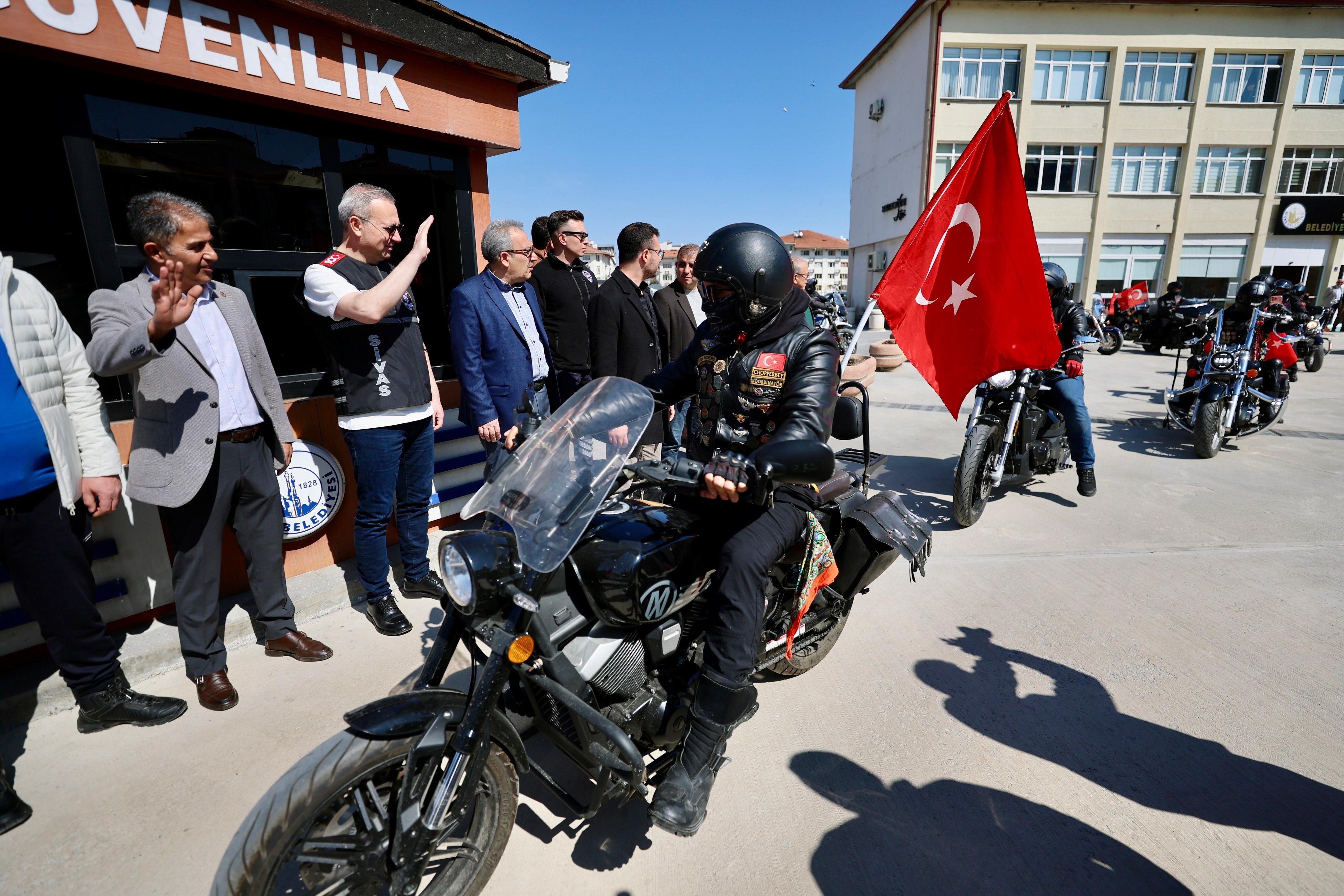 Sivas'ta motorlar Muhsin Yazıcıoğlu için çalıştı!