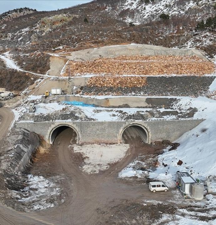Sivas 13 yıldır Karadeniz'e bağlanamadı