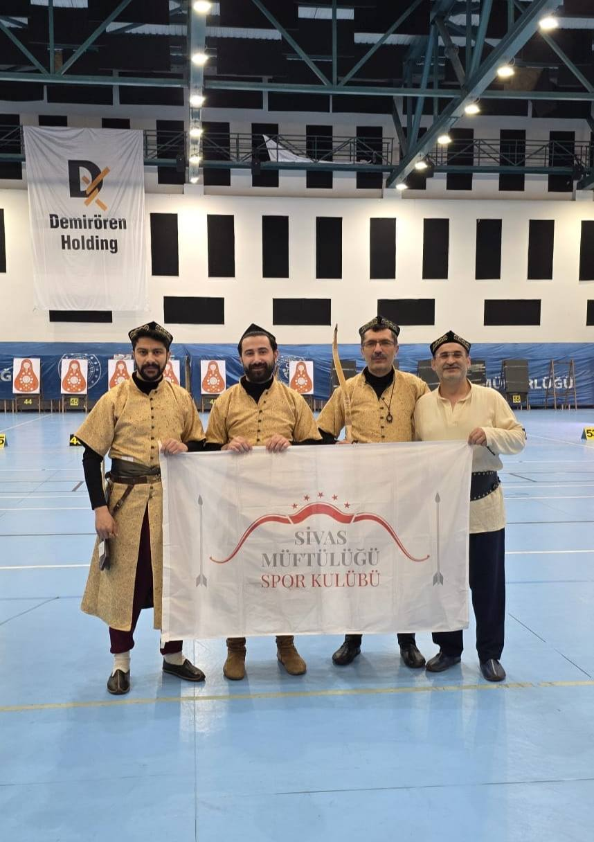 Sivaslı Okçular Türkiye Şampiyonası’nda 6. oldu