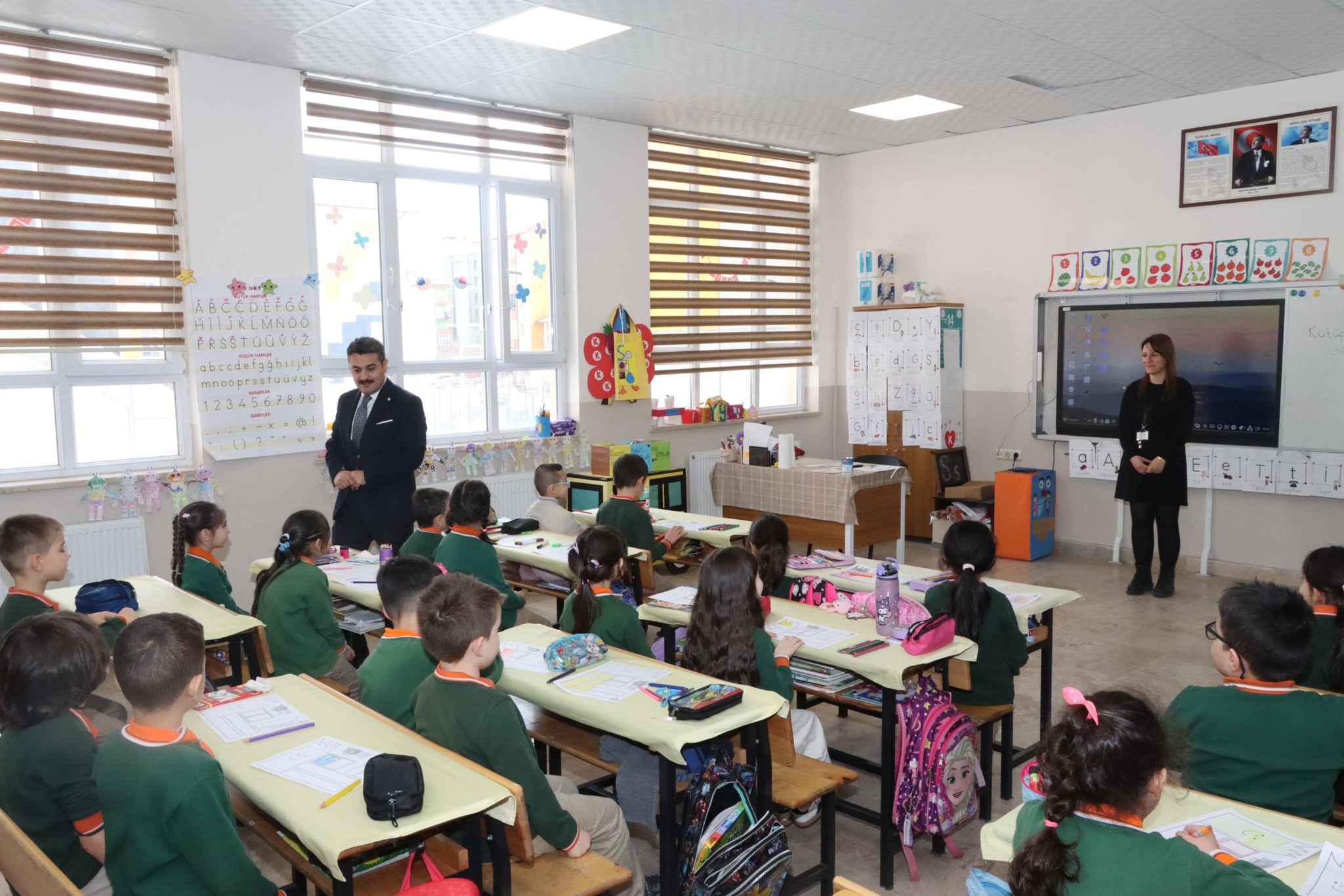 Erdoğan’dan okul ziyareti