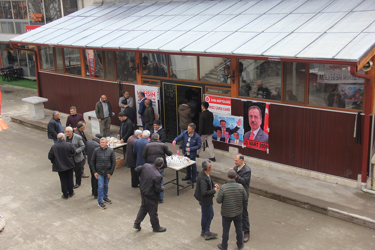 Zara'da Muhsin Yazıcıoğlu için mevlit okutuldu