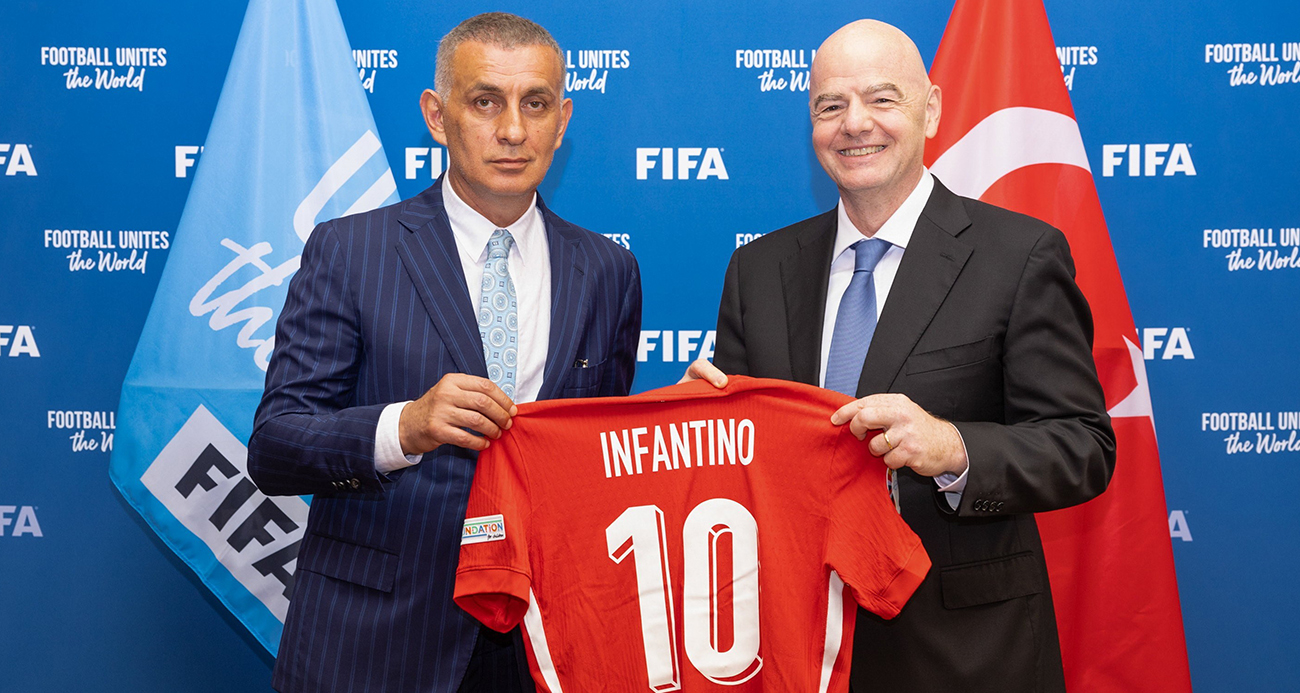 FIFA Başkanı Infantino’dan Türkiye’ye tebrik