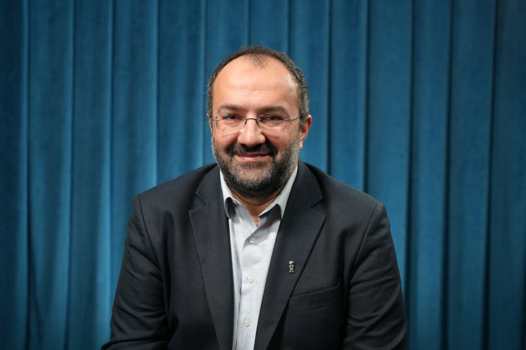 Sivas’ta Doğu Türkistan konferansı: Yazar Taha Kılınç "Kayıp Coğrafya"yı anlatacak