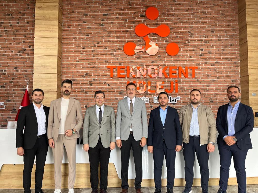 Öğrenciler kariyerlerini sektör profesyonelleriyle şekillendiriyor