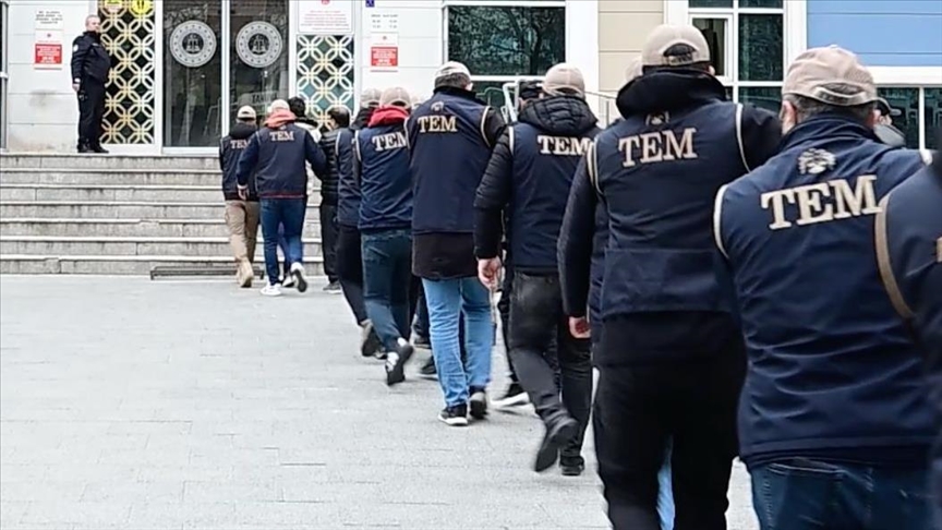 Terör örgütlerine 1895 operasyon